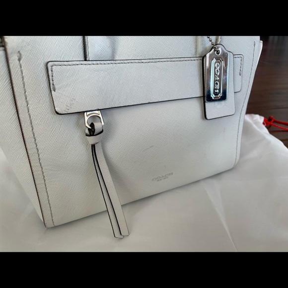 Coach White Crossbody Mini Carryall - Picture 2 of 13